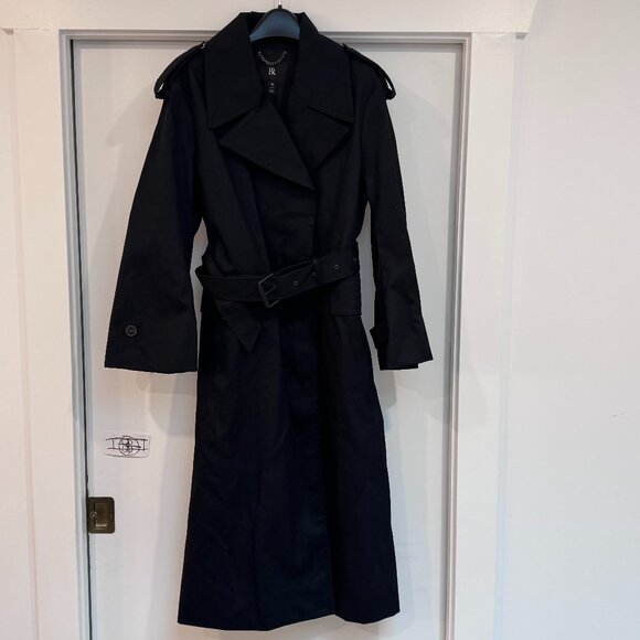 Banana Republic Water Resistant Timeless Trench - Picture 2 of 14